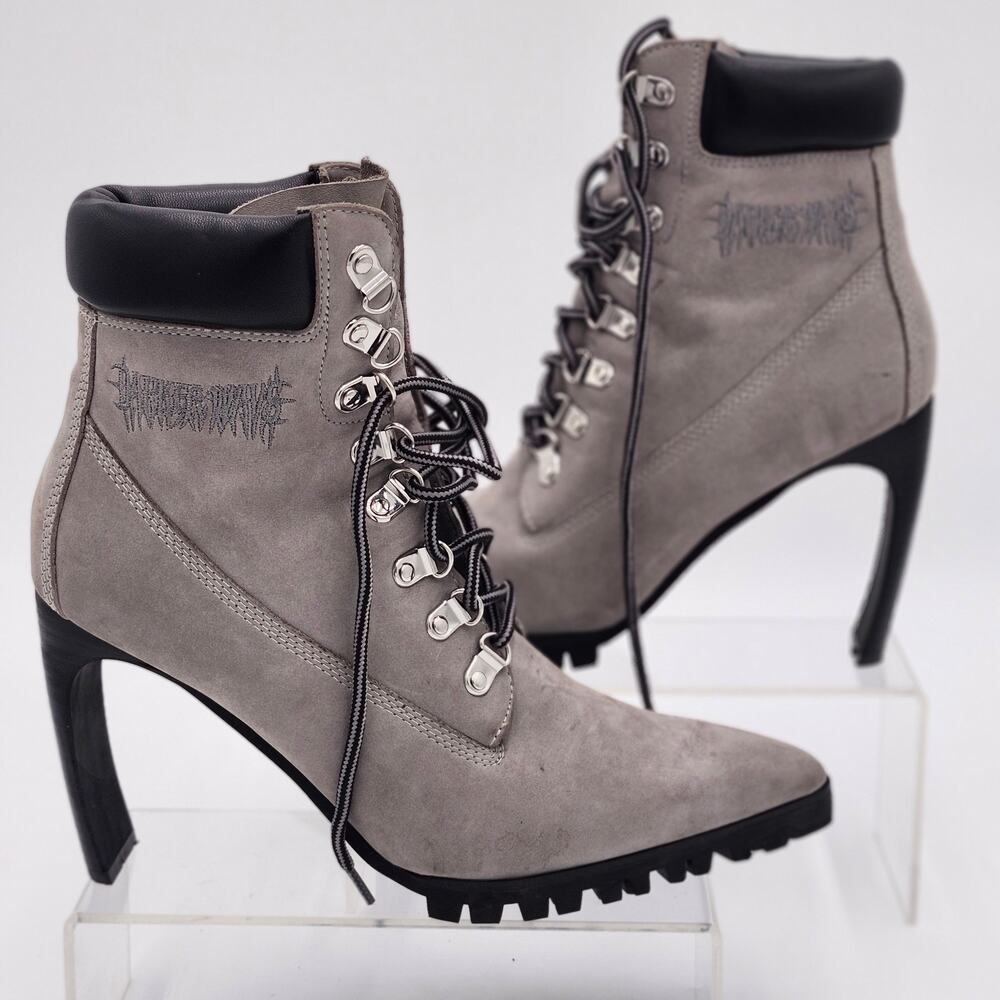 Darker Wavs Dolls Kill Y2K Gray Suede Pointed Toe Heeled Boots Women 9M Anime